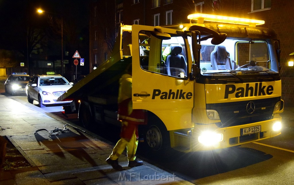 Raubueberfall Taxi Koeln Kalk Arcarden Vietorstr P23.JPG - Miklos Laubert